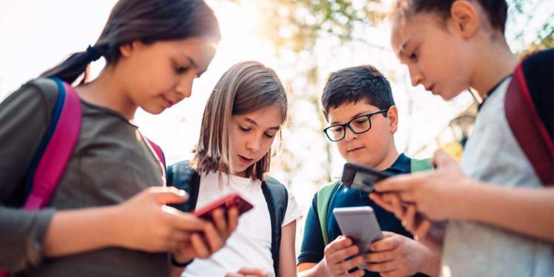 Devices සහ දරුවන් අතර සම්බන්ධය සුරක්ෂිත කරන්නේ කොහොමද?